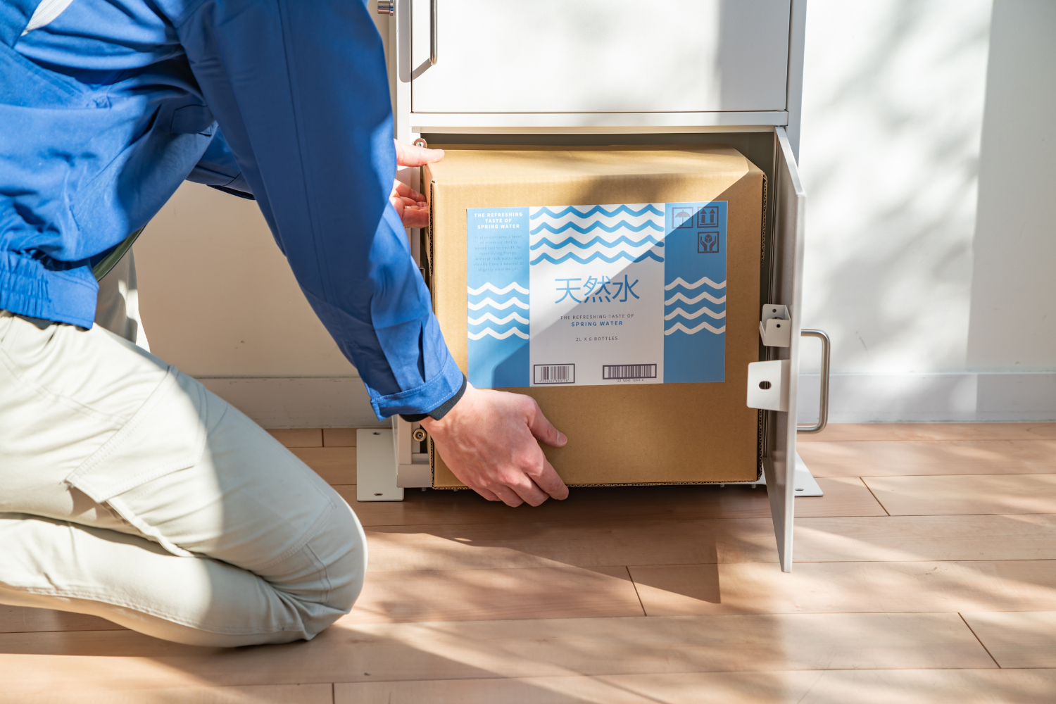 2L飲料水x6本ケースも入るサイズ