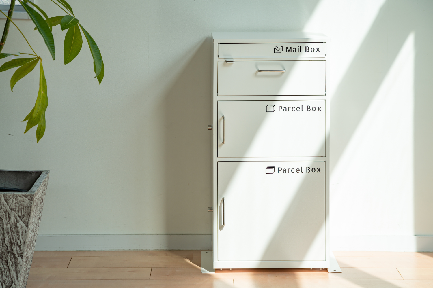 シンプルかわいいデザインの『るすぽす』