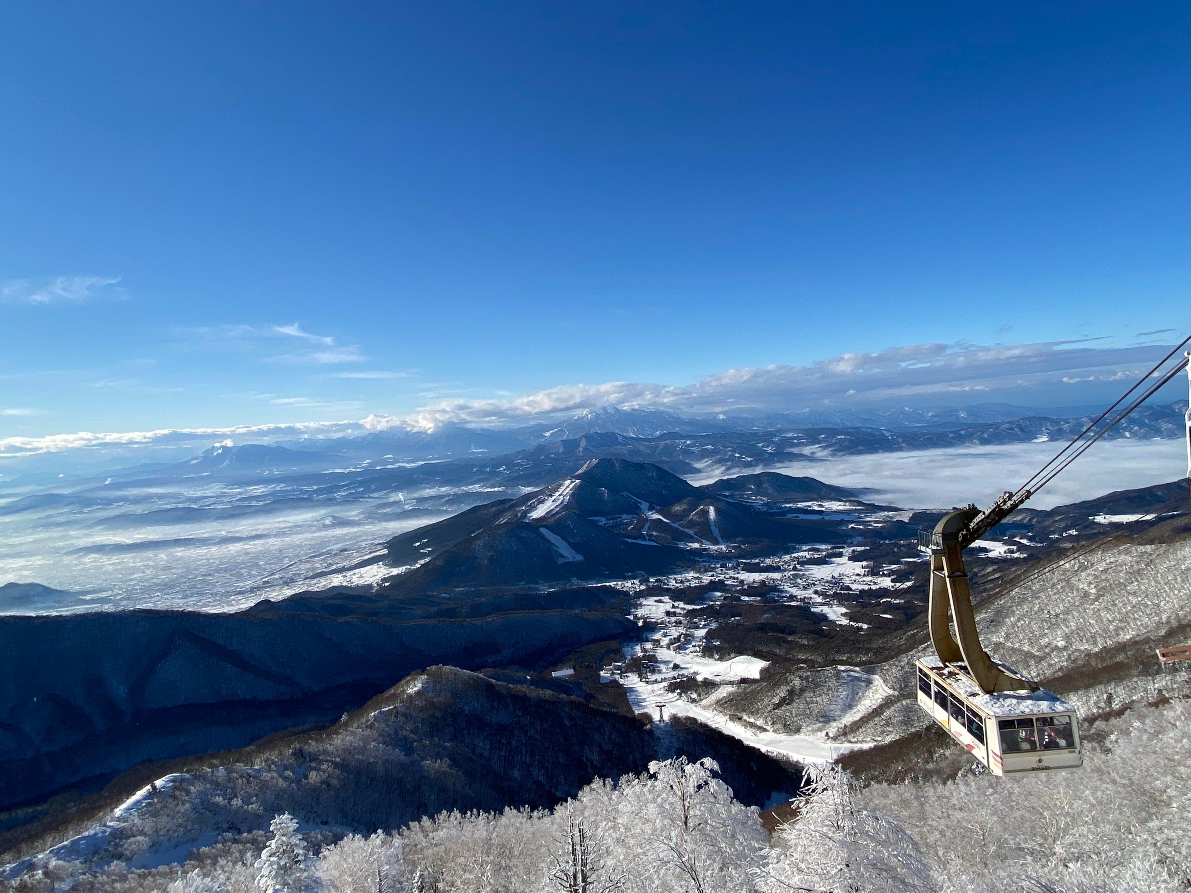 雲海の絶景が広がる長野県 竜王マウンテンリゾート SORA terrace