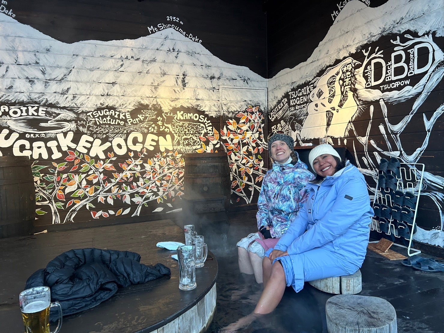 つがいけ横丁　足湯