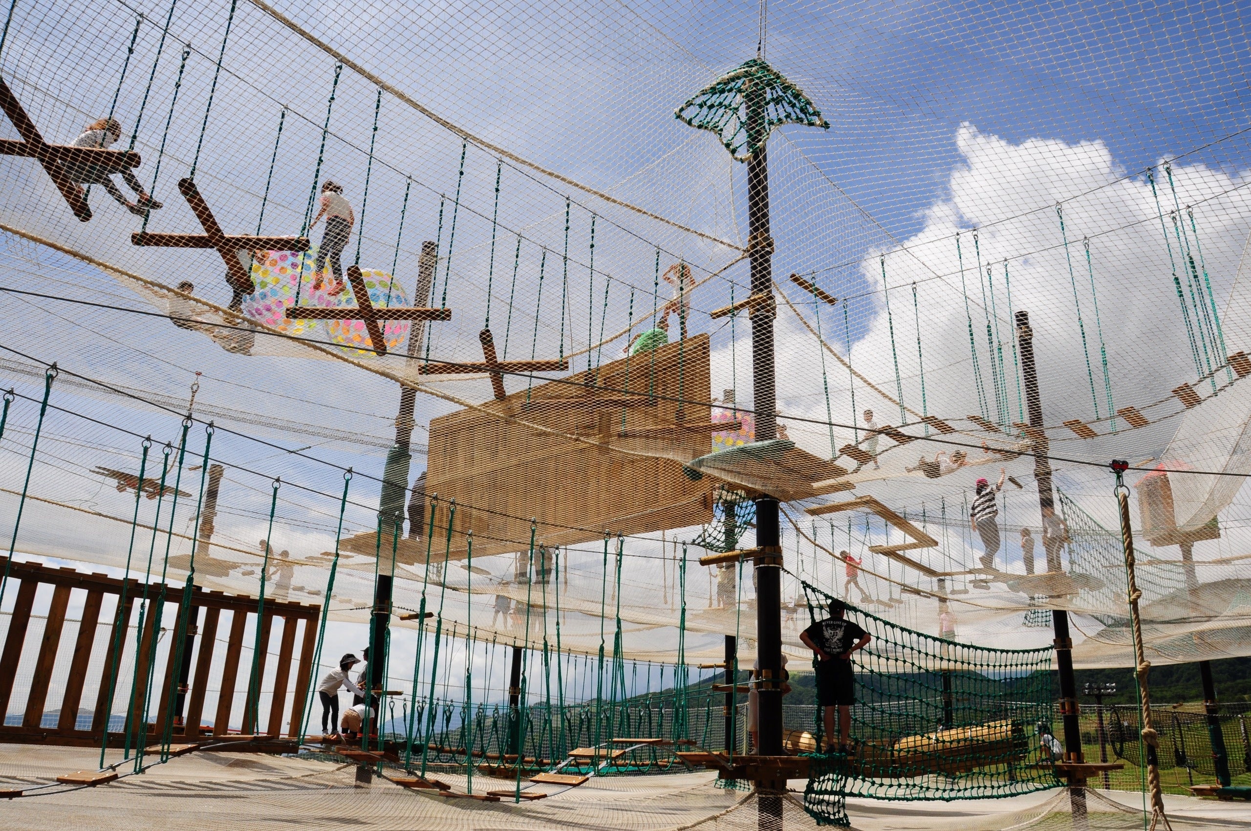 アクロスパイダー