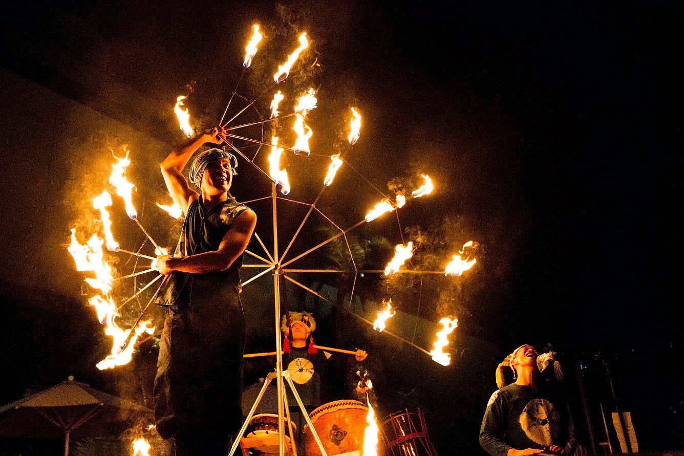 GOROPIKAファイヤーパフォーマンス