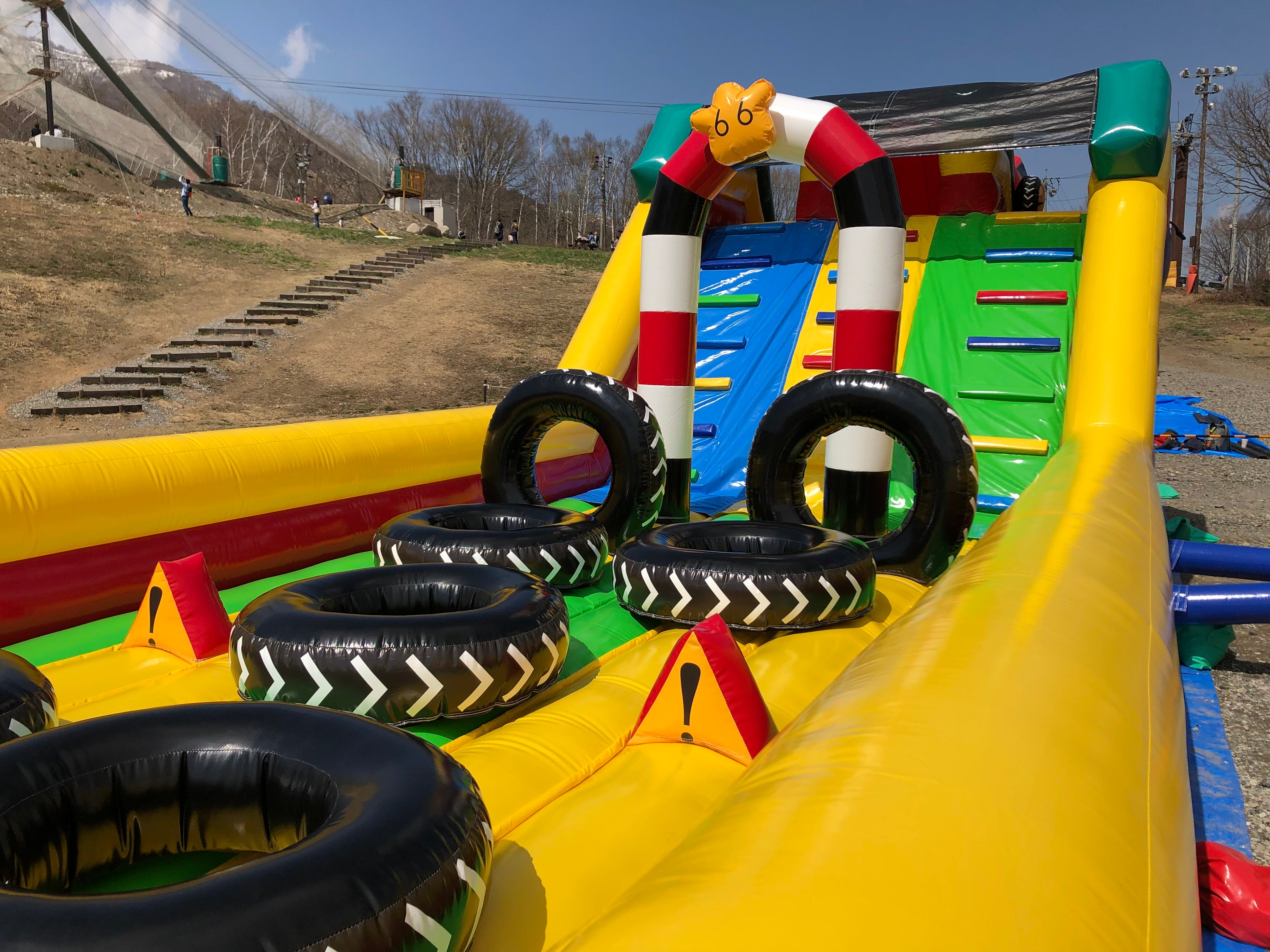 全長14ｍのふわふわ遊具