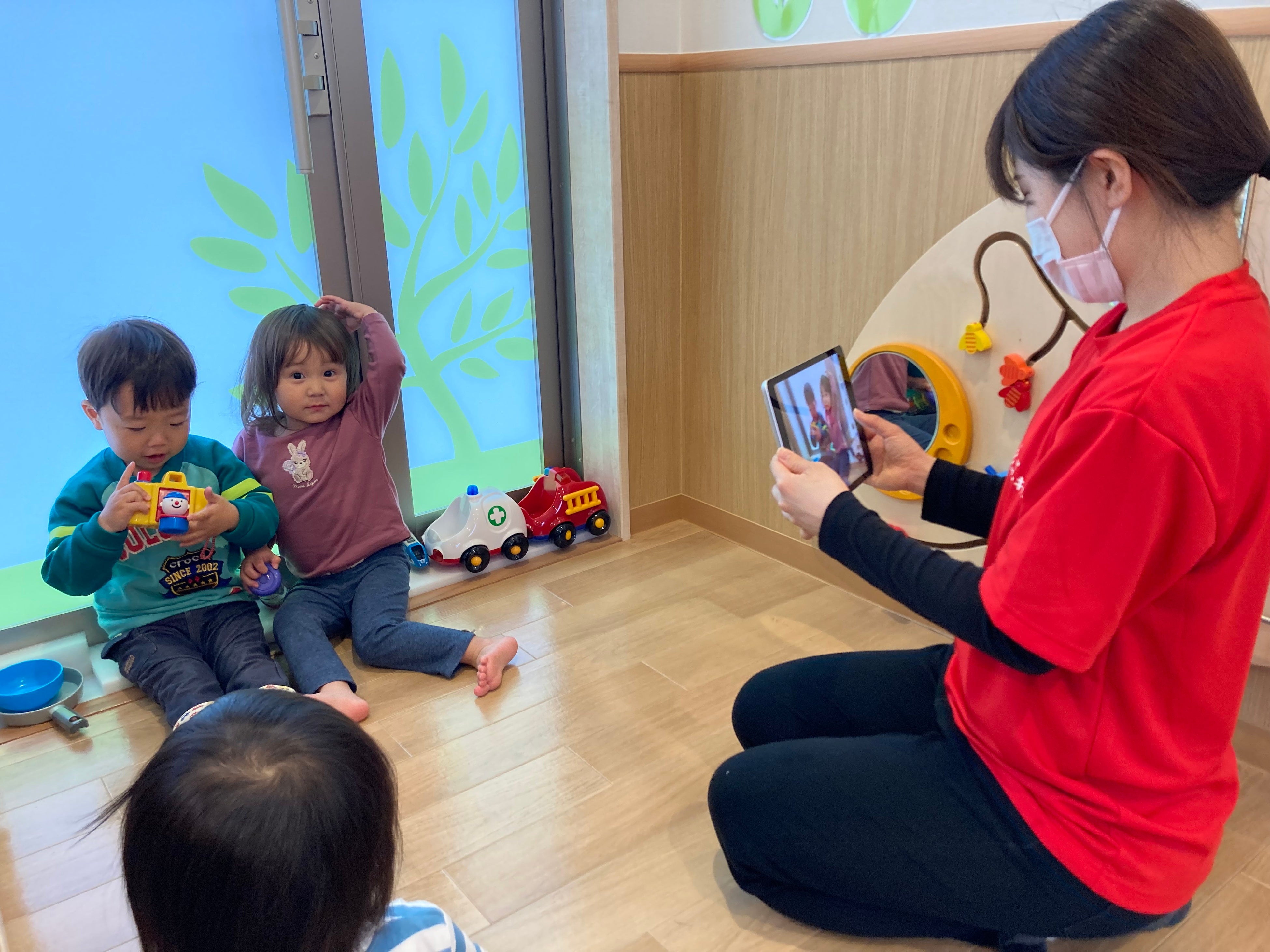 「ルクミーフォト」で子ども達の様子を撮影