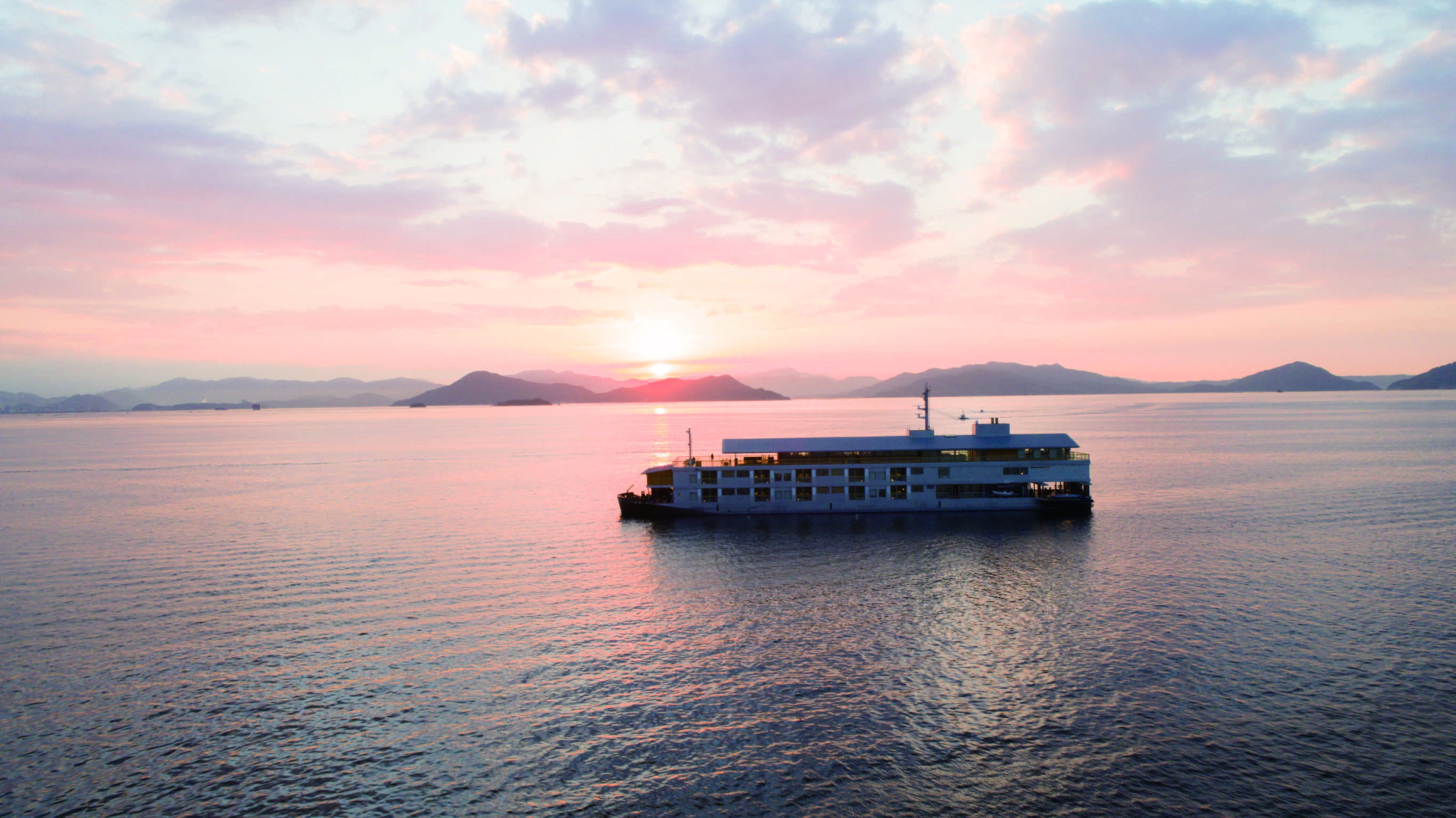 ②特別貸切クルーズ　ガンツウ（イメージ）