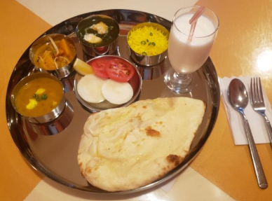 ターリー食（イメージ）