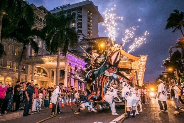 『ホノルルフェスティバル グランドパレード』※提供:ホノルルフェスティバル財団