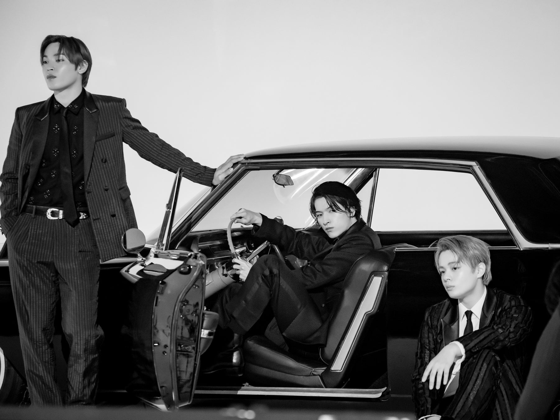 YSL 豆原一成、川尻蓮 、川西拓実、大平祥生、鶴房汐恩、白岩瑠姫、佐藤景瑚、木全翔也、河野純喜、金城碧海、與那城奨 JO1