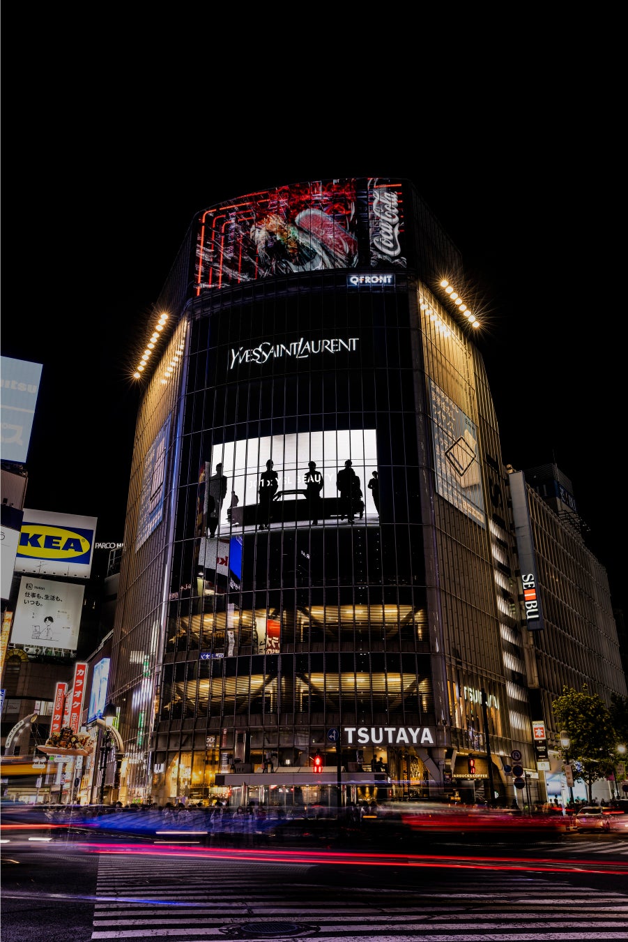「JO1 × YSL BEAUTY FOR ALL HOURS LIQUID」 渋谷スクランブル交差点