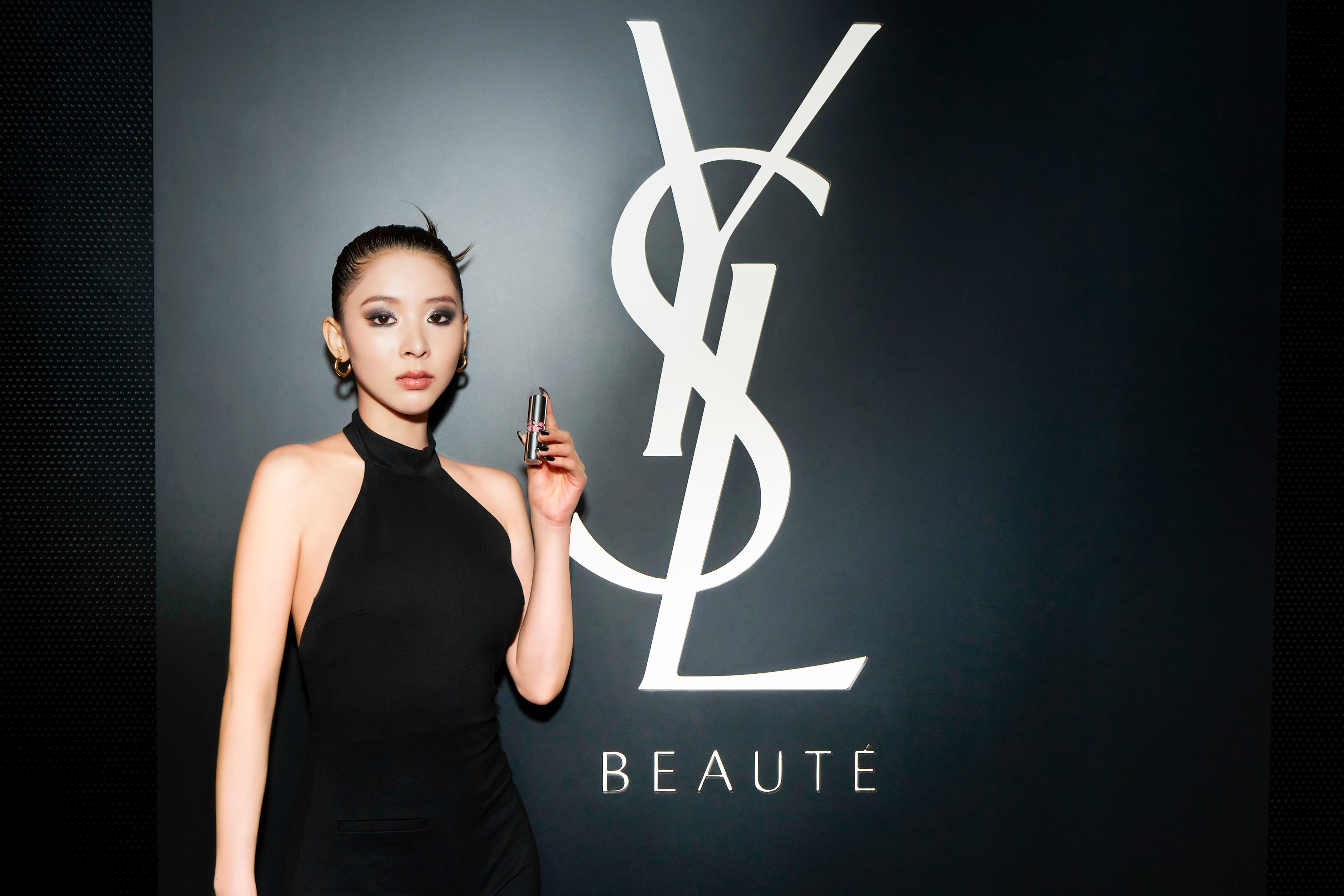 YSL BEAUTY】山田優、emma、ミチが、新リップ「YSL LOVESHINE