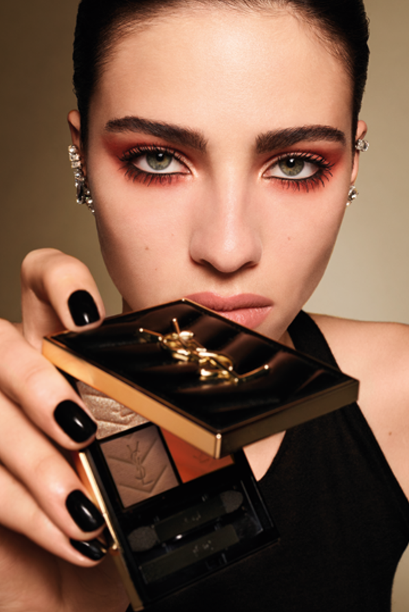 YSLメイクアップのシグニチャーアイシャドウ​「クチュールミニ