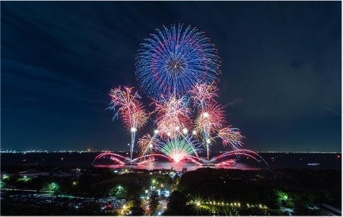 約 2.5 万人が有料観覧席で来場!湘南美容クリニック presents SBI 舞花火 in 千葉・稲毛海浜公園(いなげの浜)feat. SKY ORCHESTR♙開催レポート 約 2.5 万人が有料観覧席で来場!湘南美容クリニック presents SBI 舞花火 in 千葉・稲毛海浜公園(いなげの浜)feat. SKY ORCHESTR♙開催レポート