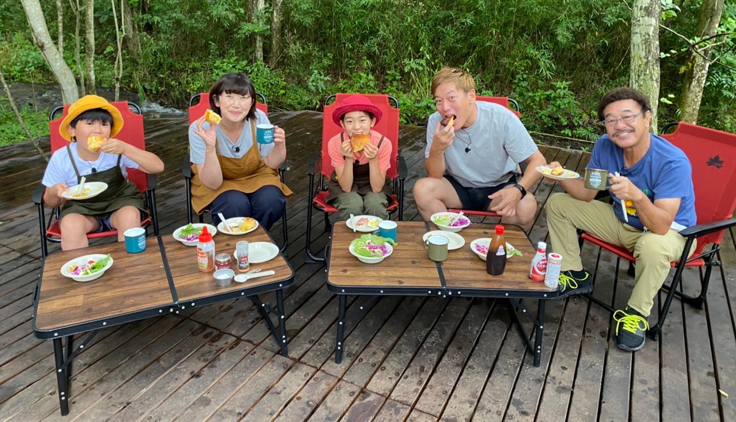 ※撮影時のみマスクを外しております