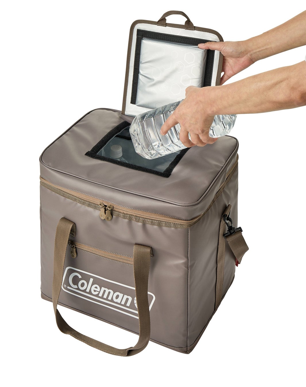 冷気を逃がしにくい、クイックサーブオープニング付き