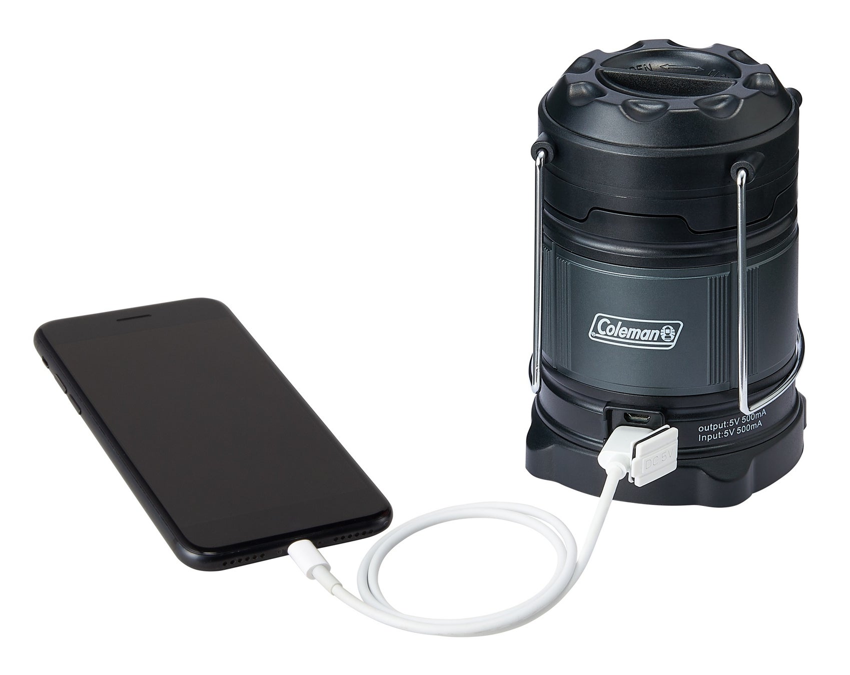 携帯などが充電可能なUSBポート付き