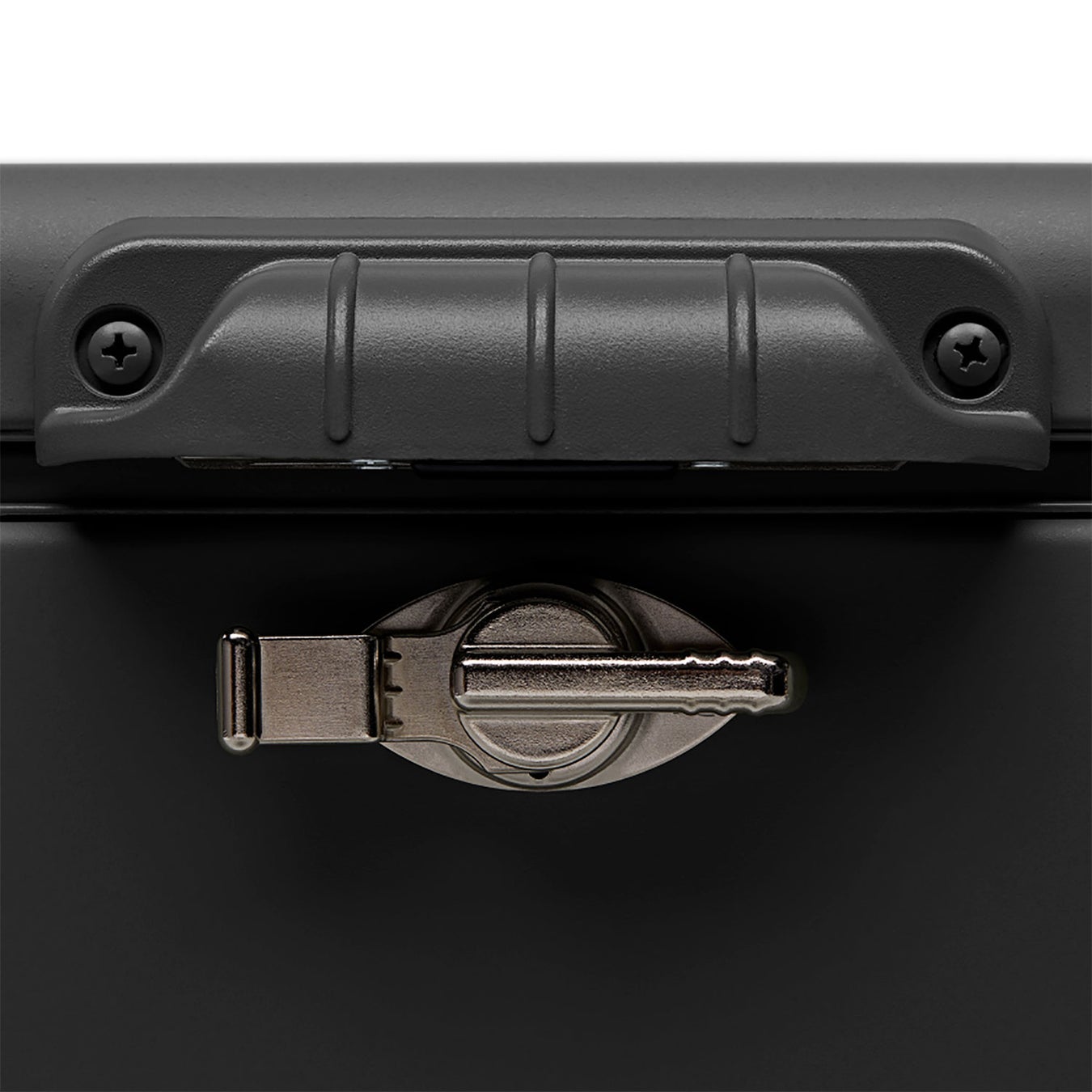 密閉力の高いラッチロック仕様