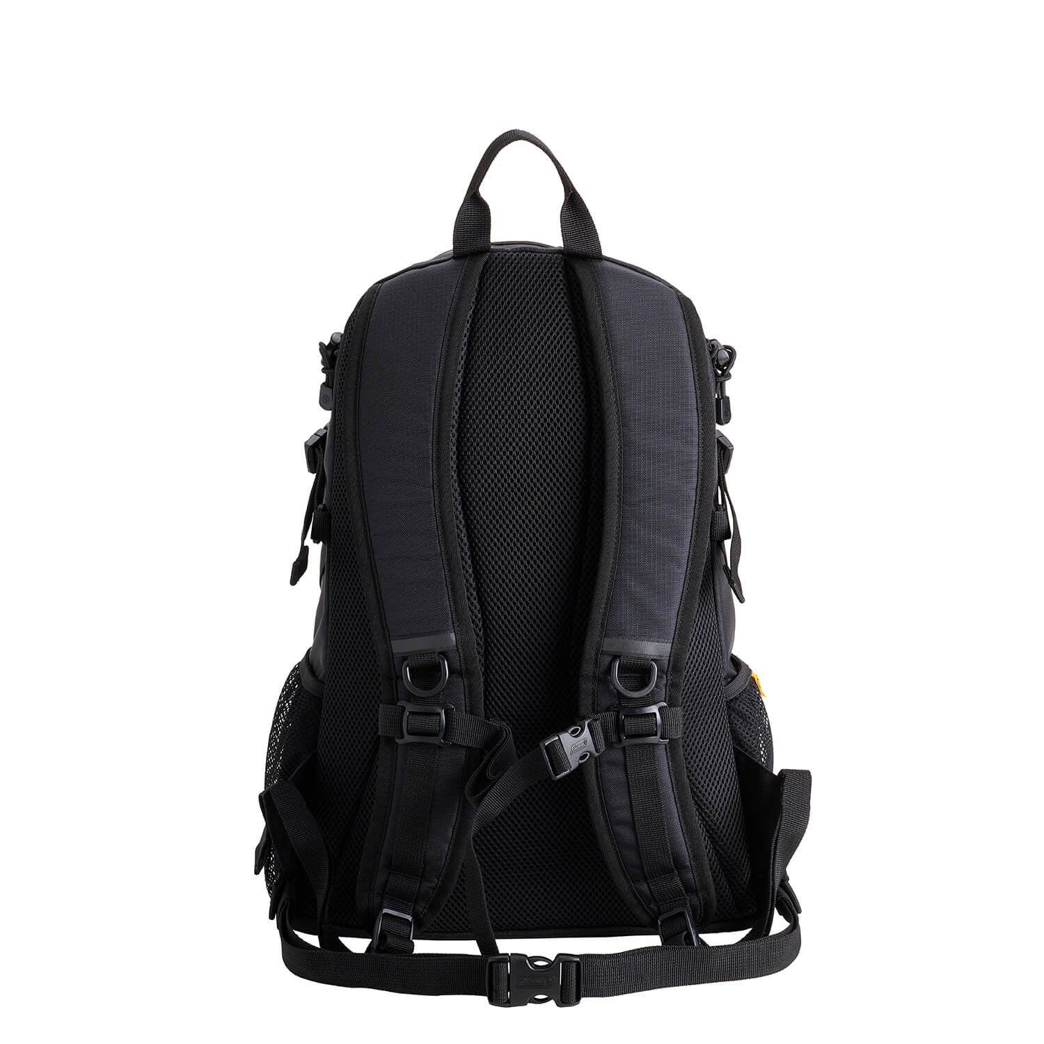 発売当初のトレッキングバックから トレッキングポールホルダーが復刻