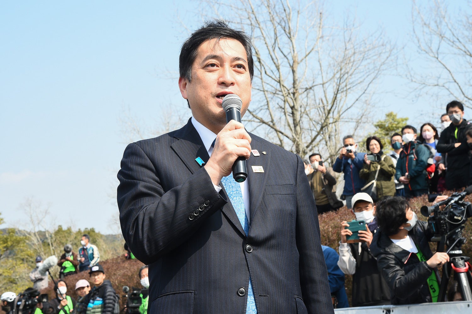 鹿児島県の塩田康一知事がスタート前のJプロツアー出場選手を激励