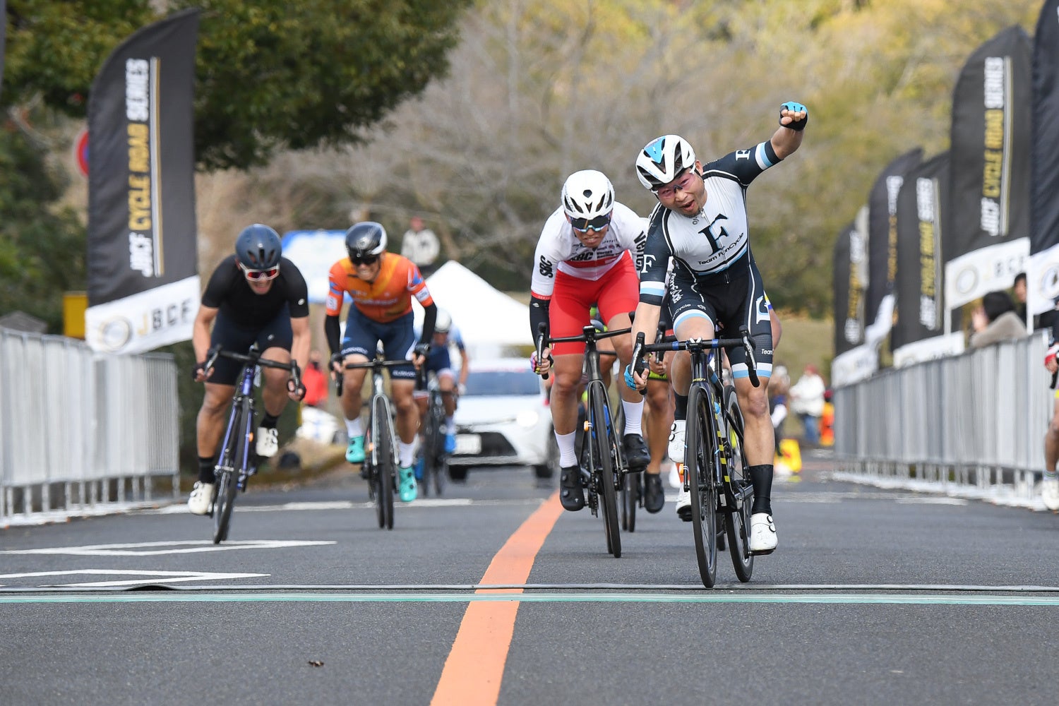 M　小玉篤志（Team FunCycle ※オープン）が1位