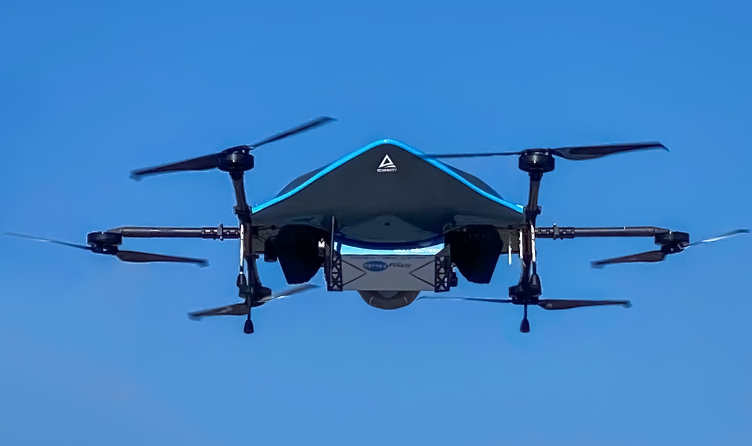 展示した日本発物流専用ドローン“AirTruck”