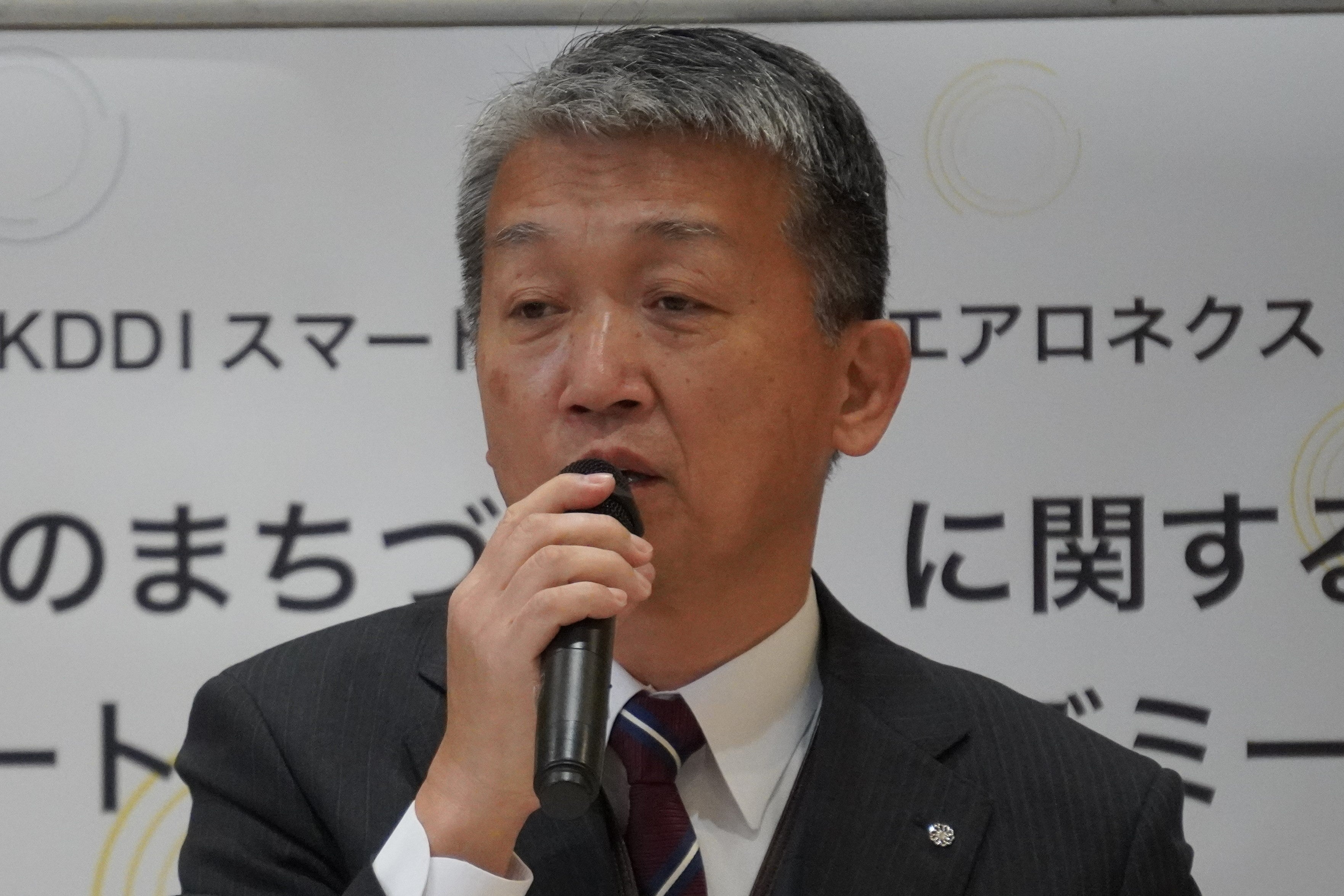 挨拶する新十津川町長　谷口 秀樹