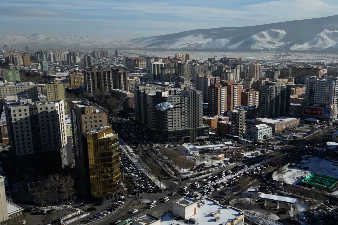 【2023年11月13日実証実験】 ウランバートル市内を血液を載せて飛行する物流専用ドローンAirTruck