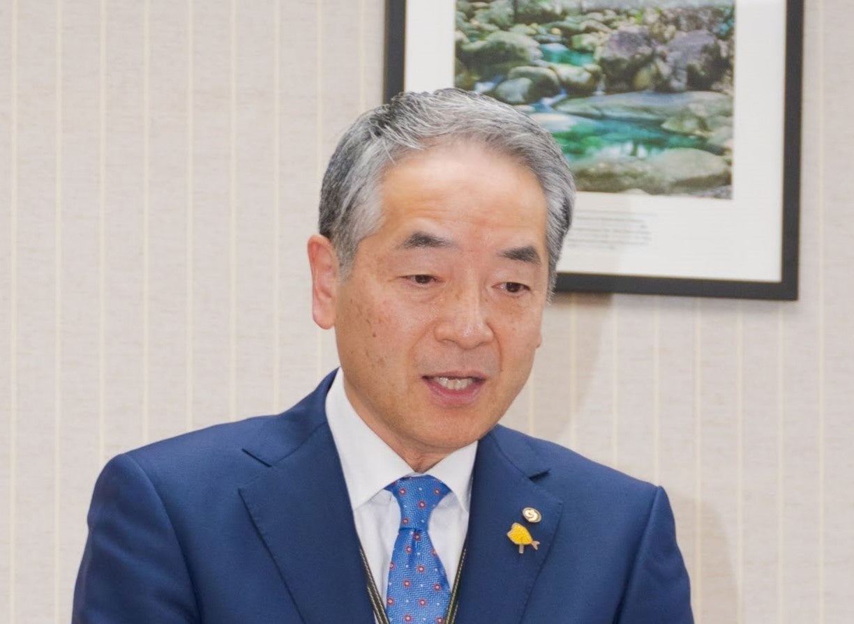 挨拶する松浦市長 友田吉泰