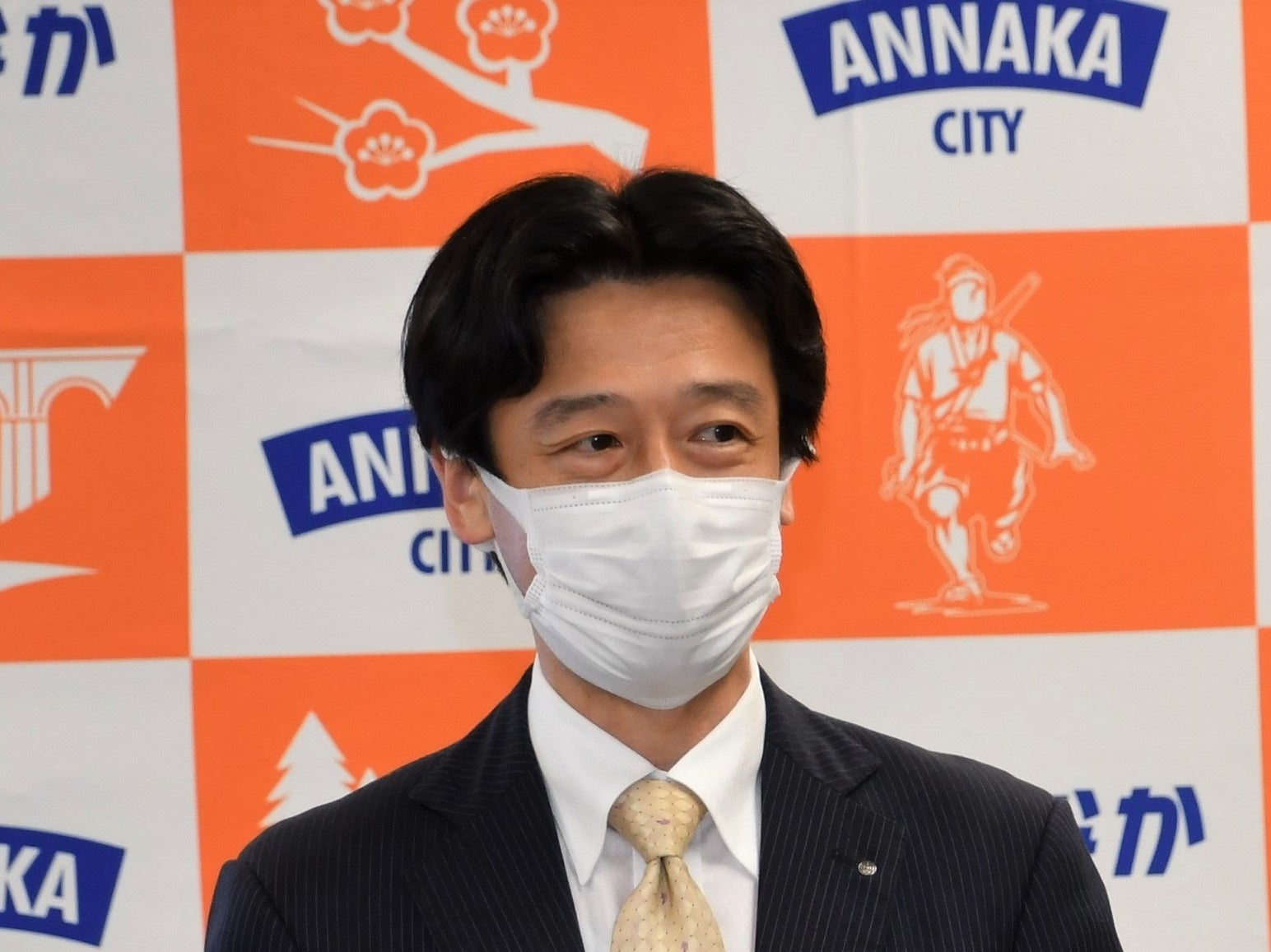 挨拶するセイノーＨＤ執行役員 河合秀治