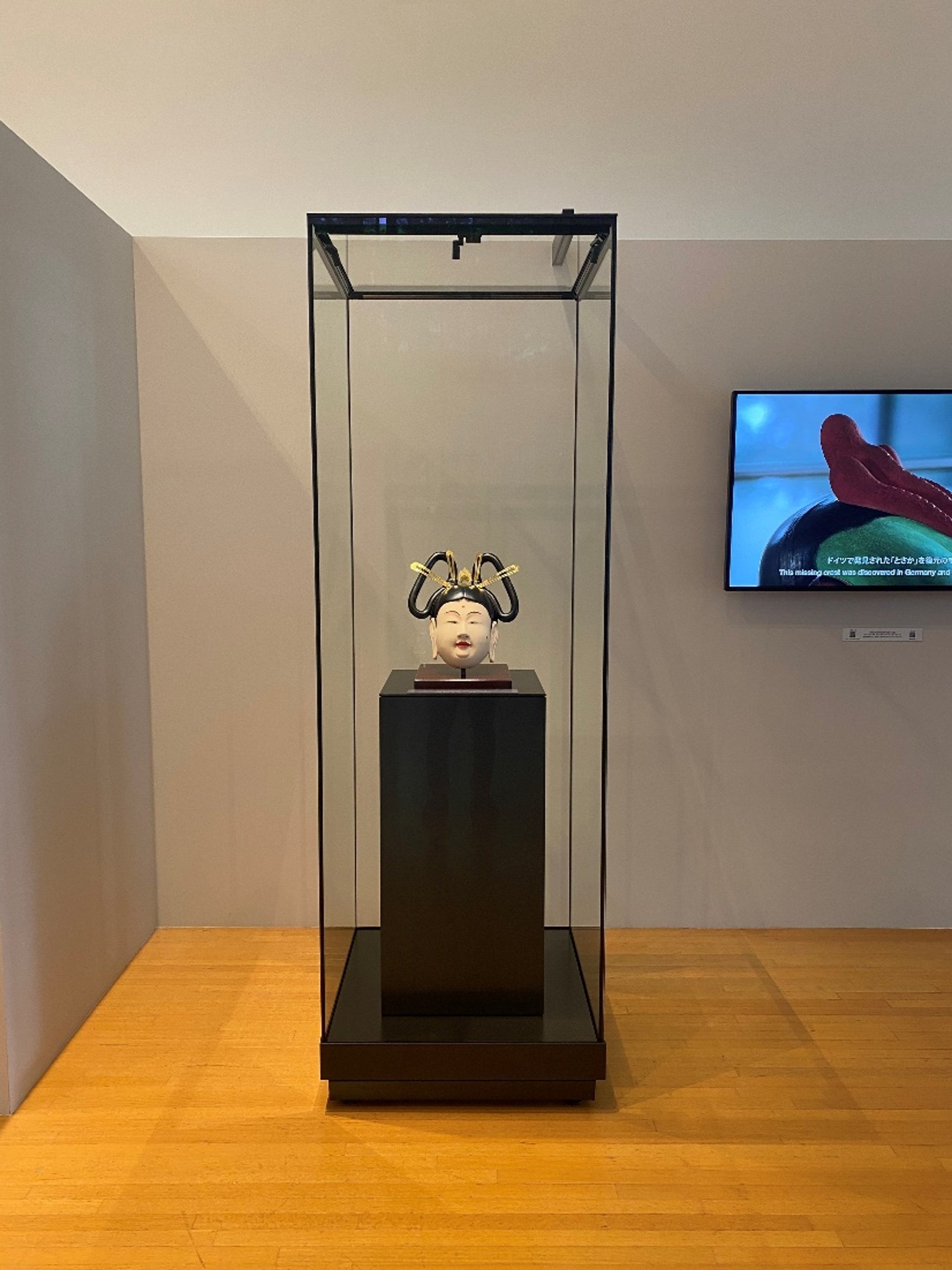 東京国立博物館 法隆寺宝物館（復元模造伎楽面専用ケース）
