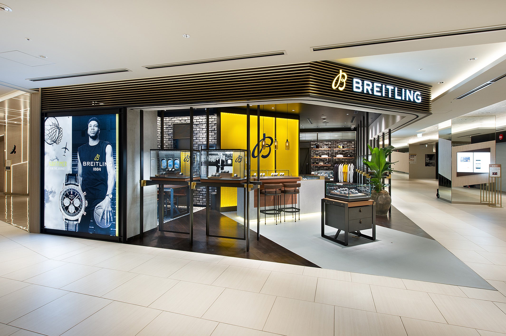 ブライトリング、国内12店舗目のブティックを、GINZA SIX 5階に