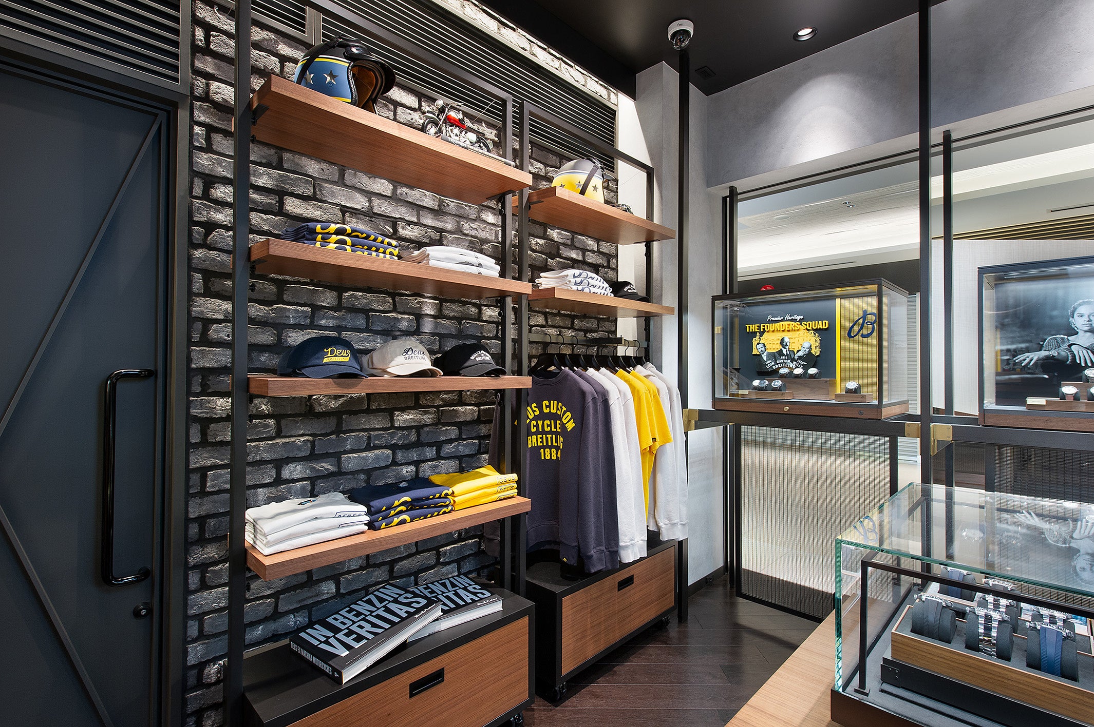 ブライトリング、国内12店舗目のブティックを、GINZA SIX 5階に