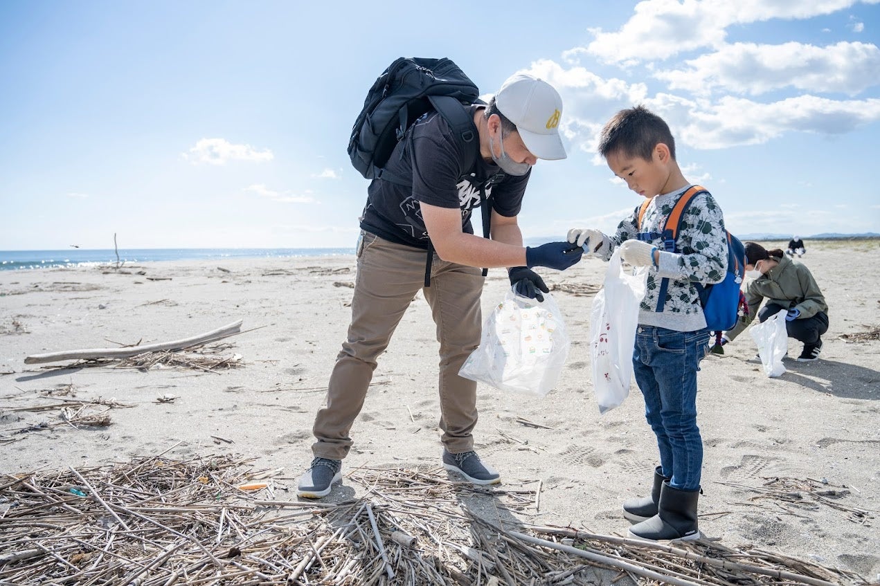 （2022年10月、宮城県・名取閖上の海岸で実施での写真）
