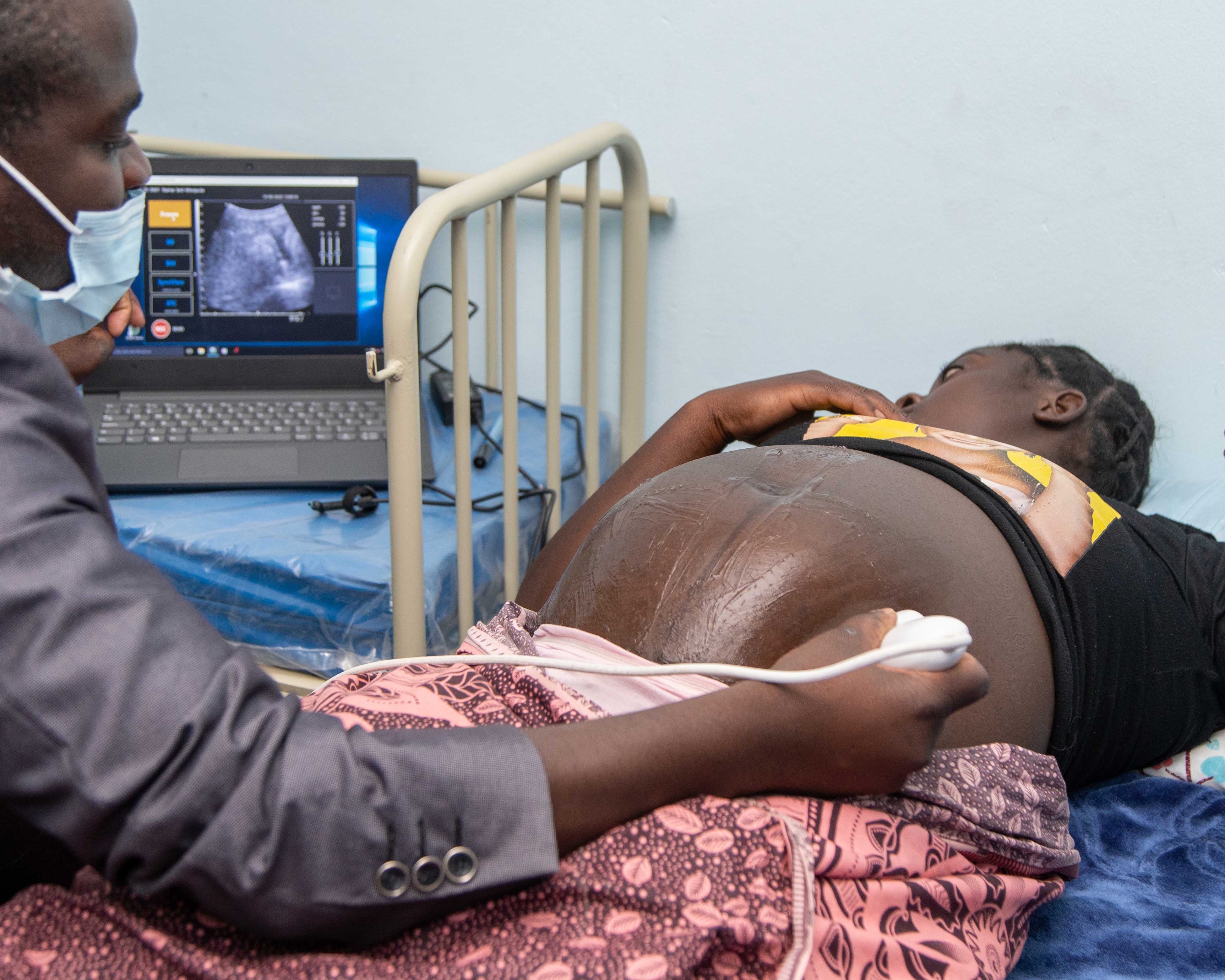 ザンビアでの活動の様子