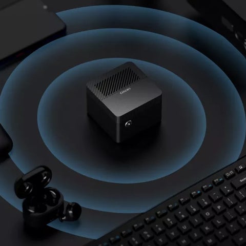 手のひらサイズの4K対応キューブ型ミニPC「GeeLarks」をガジェット 手のひらサイズの4K対応キューブ型ミニPC「GeeLarks」をガジェット
