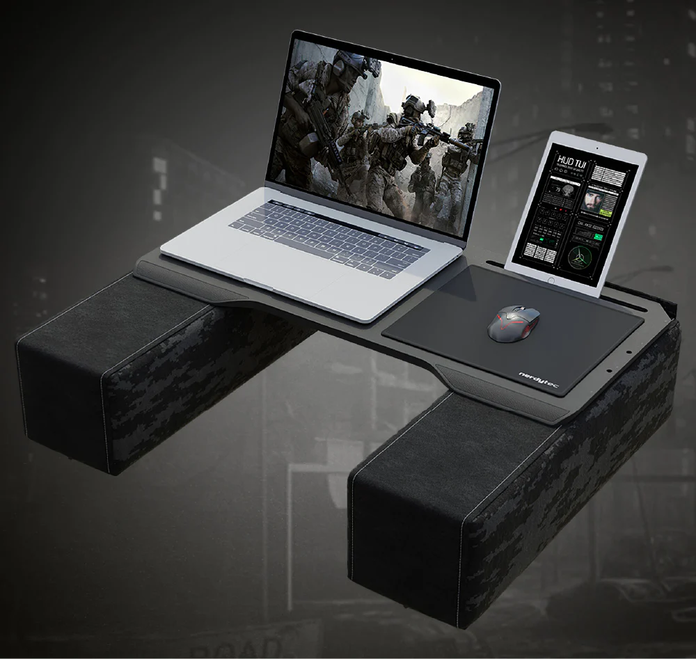 ソファに腰掛けながらパソコン作業が可能に！仕事にもゲームにも使える