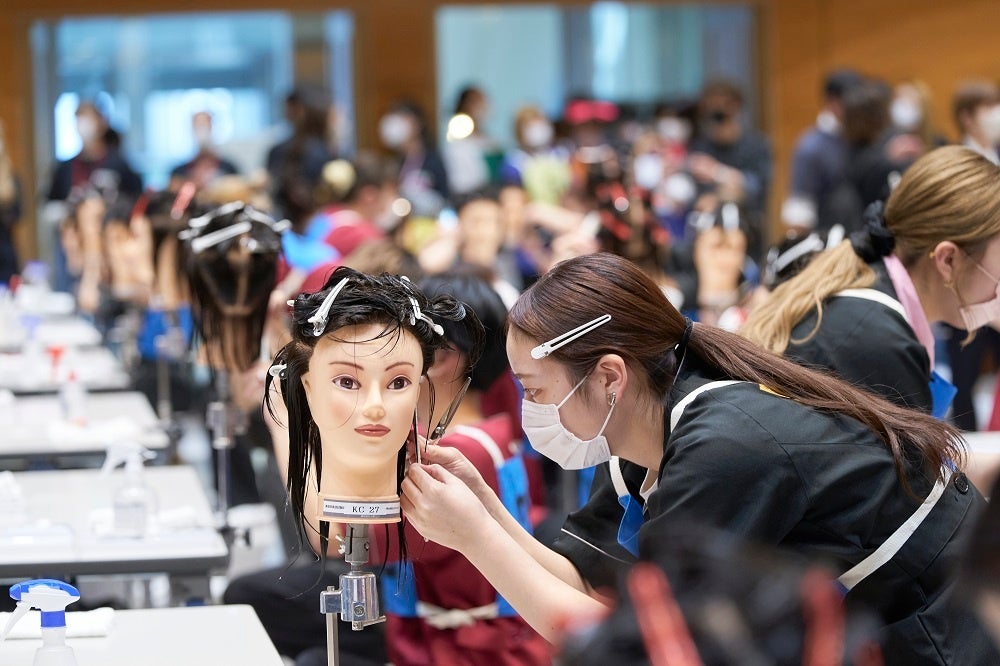 2023年10月20日(金)に美容専門学校全国最大級の校内コンテスト「第21 ...