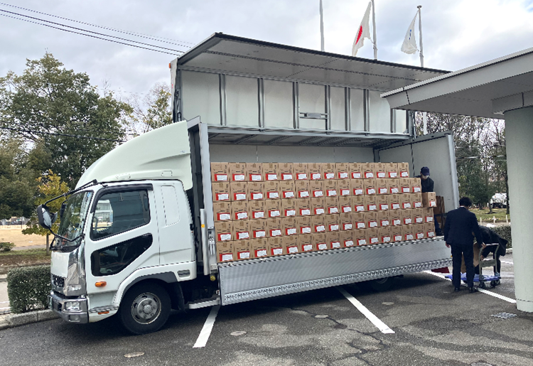 空気清浄機が三谷産業本社に到着