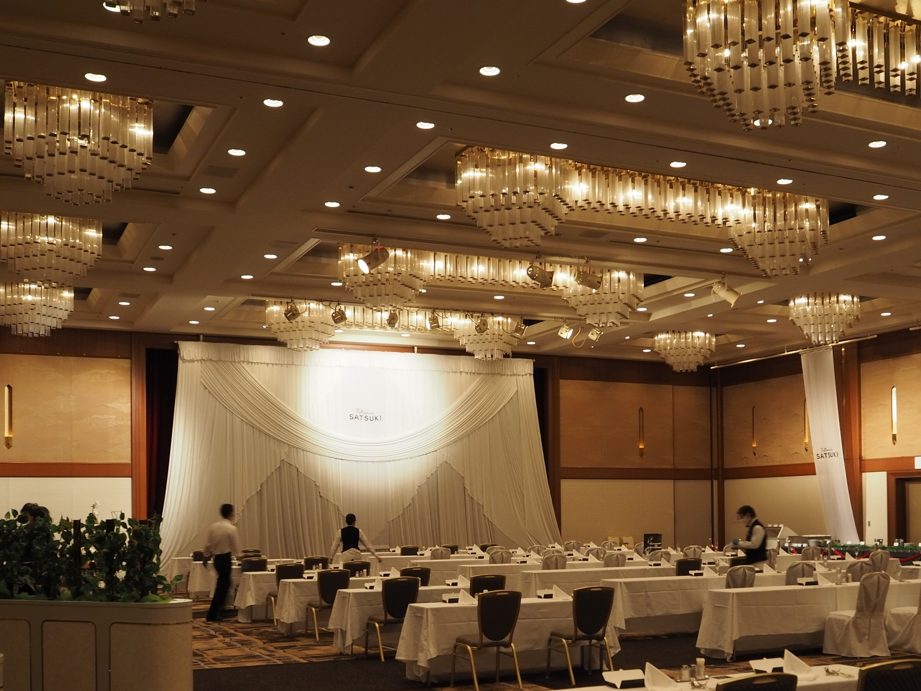 ＜メイン1階 グランドバンケット 鳳凰＞