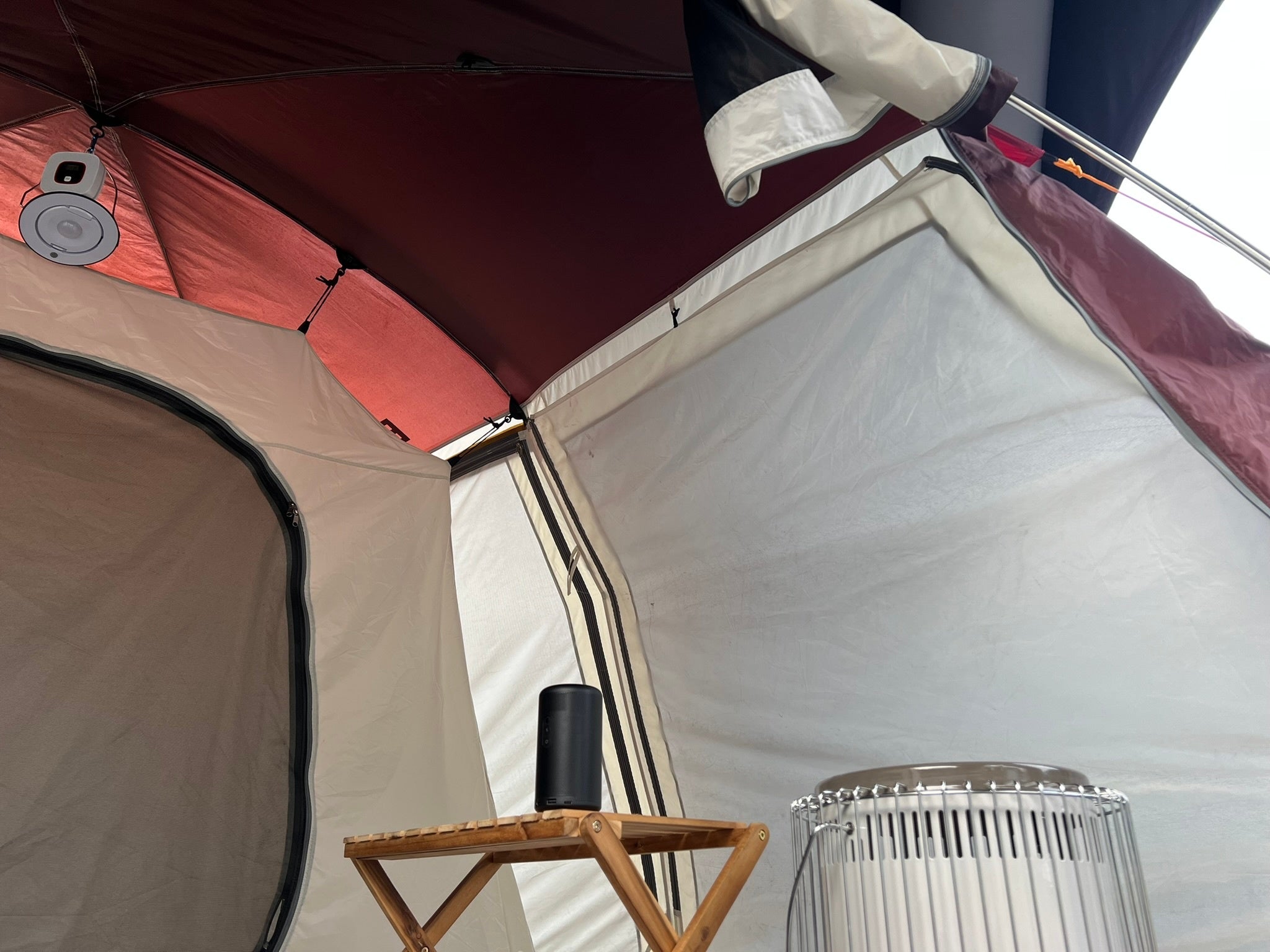 ＜キャンプとプロジェクターは相性抜群＞