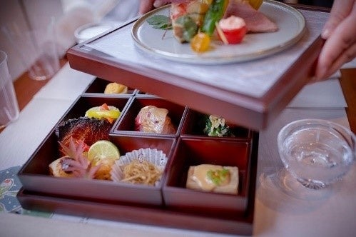 2日目の昼食「神楽坂くろす」