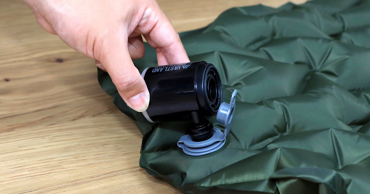 キャンプギアブランド「VASTLAND」が充電式エアーポンプを発売!便利な機能も搭載 キャンプギアブランド「VASTLAND」が充電式エアーポンプを発売!便利な機能も搭載