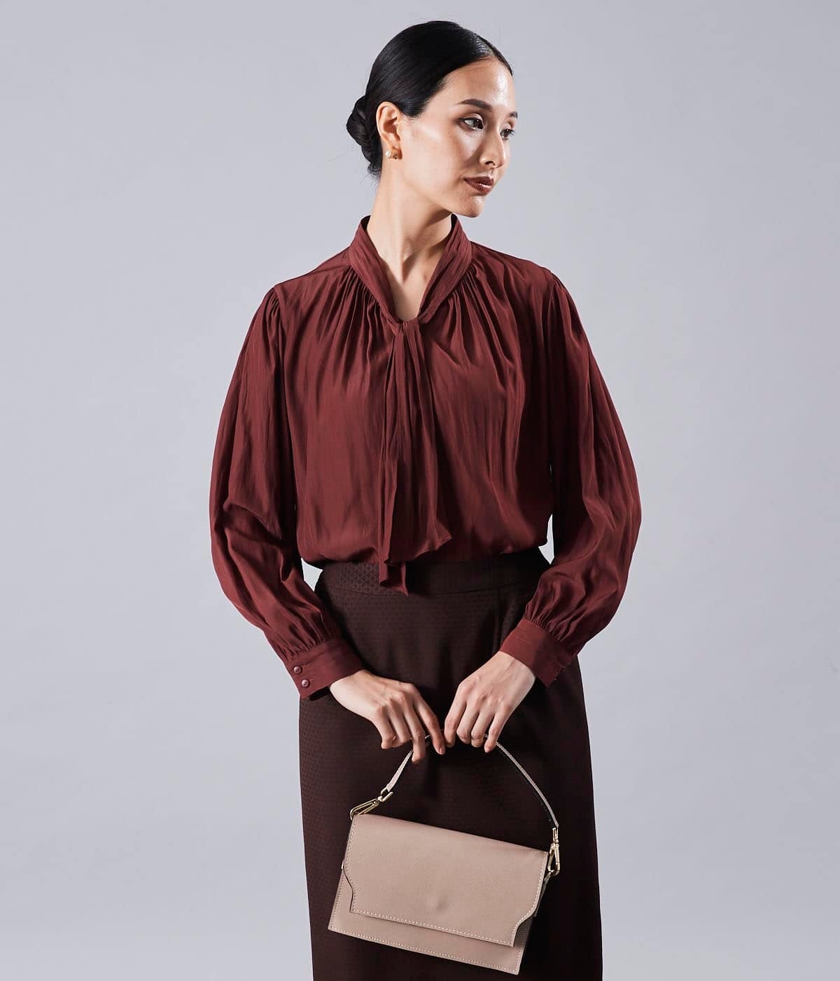 ブラウス　税込 ￥24,200