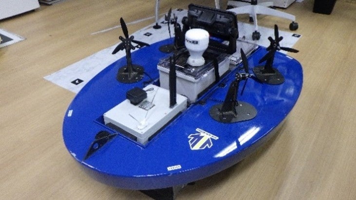 鹿島・太良広域連携SDGs推進協議会における「Waymark Boat(ボート型ドローン)を使用したカモ食害対策実証実験」への取り組みについて | NTT西日本株式会社のプレスリリース