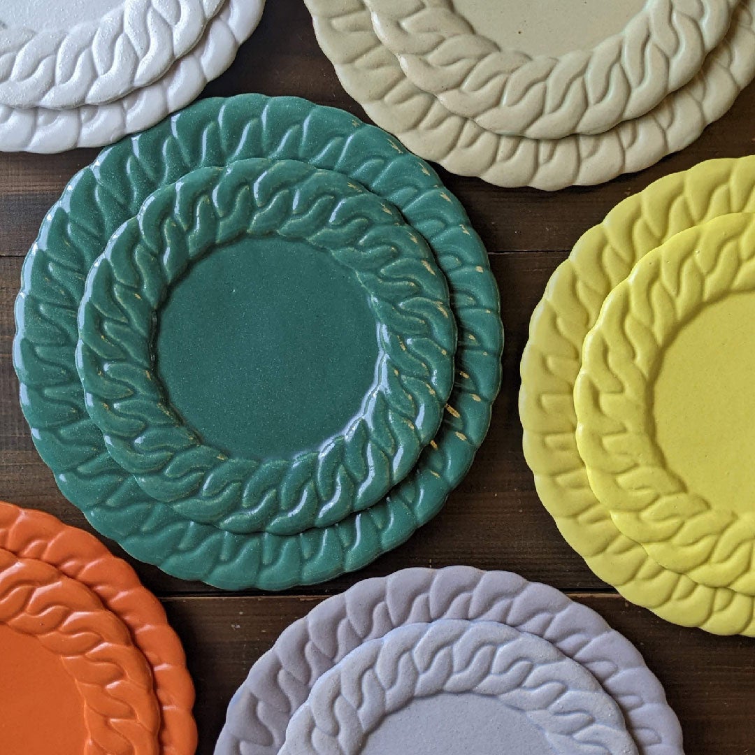 ▲NAOKO HATA CERAMICS（陶磁器）