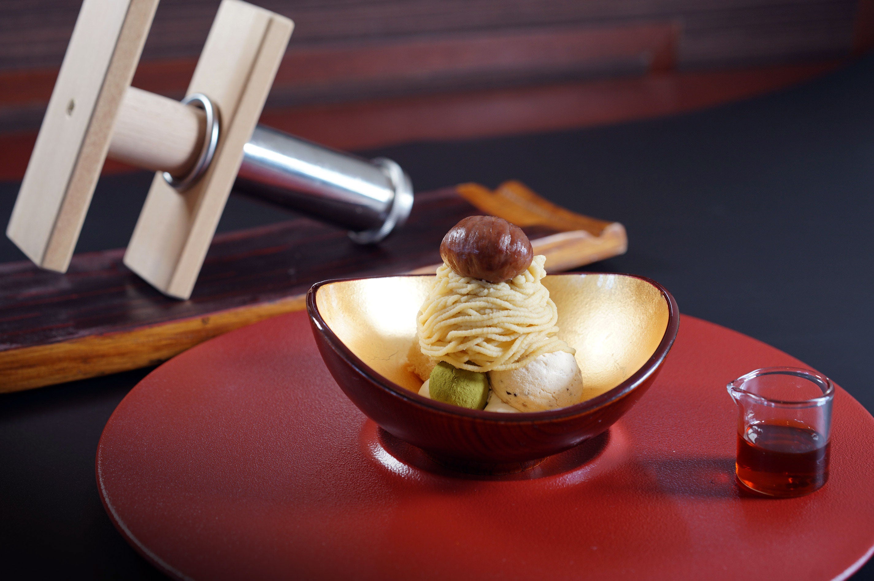 出来立て0秒　和栗のモンブラン～小さな和パフェ仕立て～トッピング