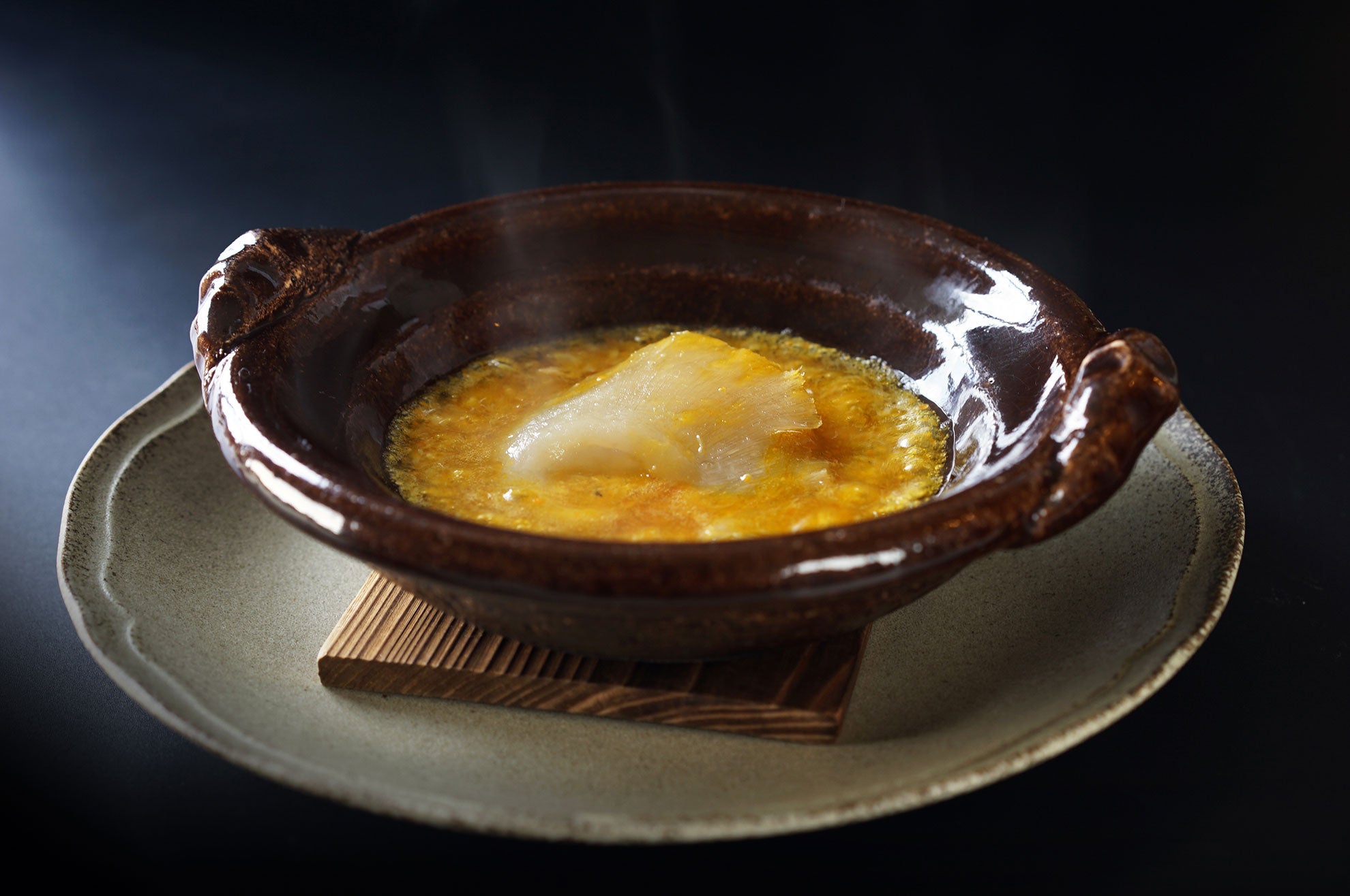 ふかひれの姿　濃厚上海蟹煮込み