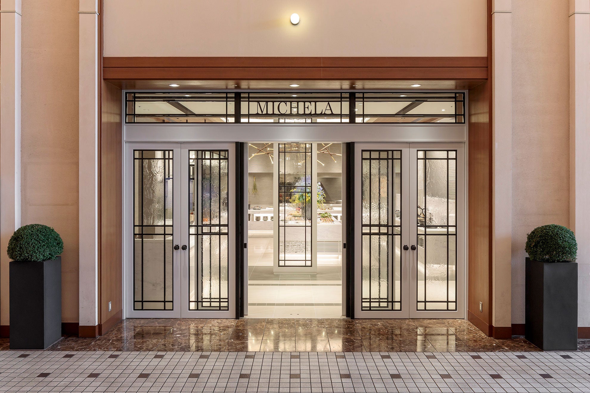 テラスダイニング ミケーラ エントランス