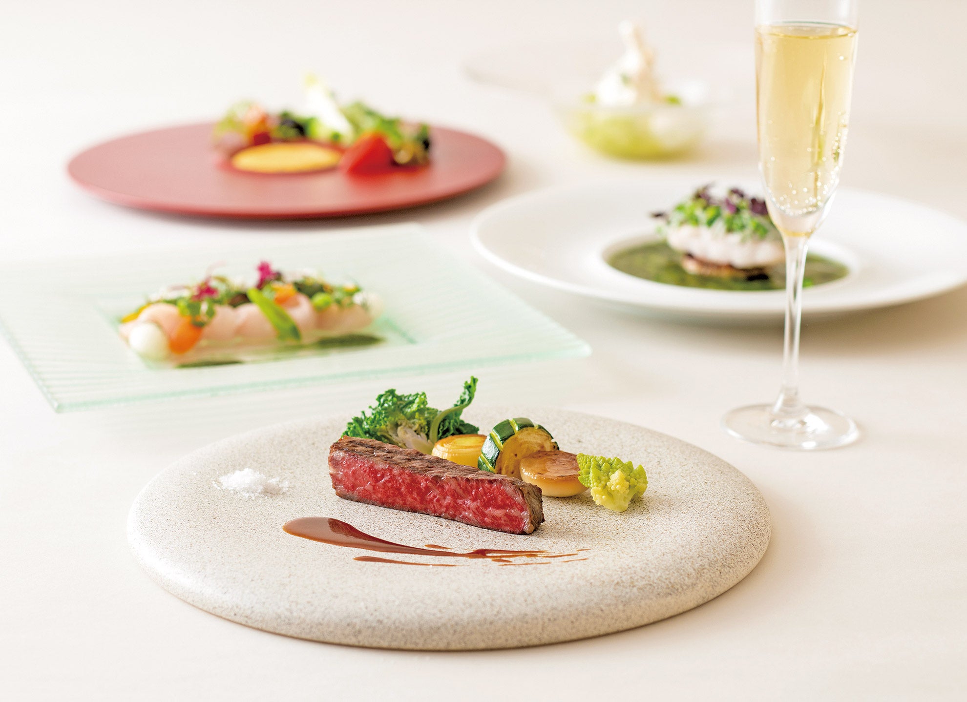 レストラン RPR：初夏味覚のフレンチ懐石ディナー