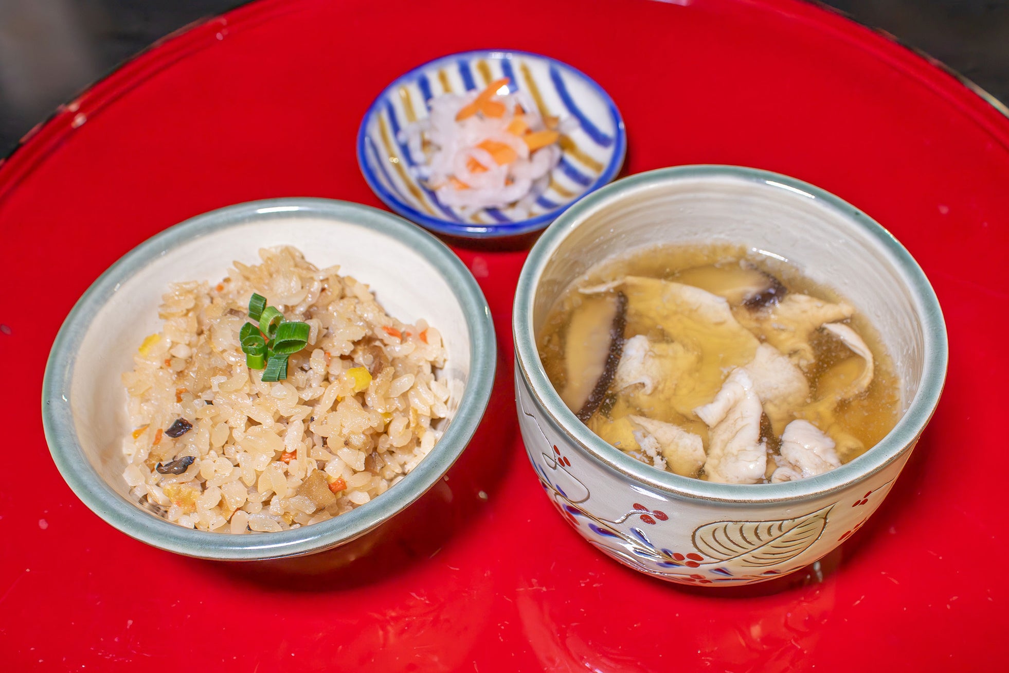 ロワジールホテル那覇、琉球料理伝承人が手掛ける限定御膳を提供 5 那覇空港から車で約7分の立地に位置するロワジールホテル 那覇