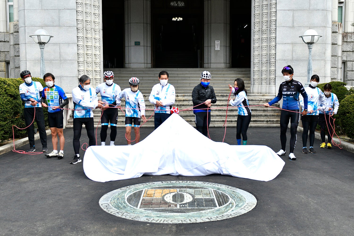 「四国一周０ｋｍモニュメント」お披露目セレモニー